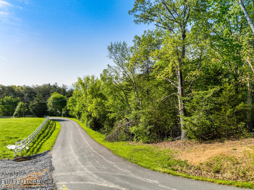 Photo of 1140 Crestview Drive, Pigeon Forge, TN 37863 (MLS # 1355232)