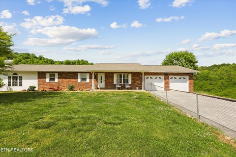Photo of 354 Apple Valley Rd, Sevierville, TN 37862 (MLS # 1357751)