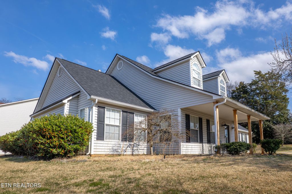 Photo of 11344 Stonebriar Lane, Knoxville, TN 37932 (MLS # 1331243)