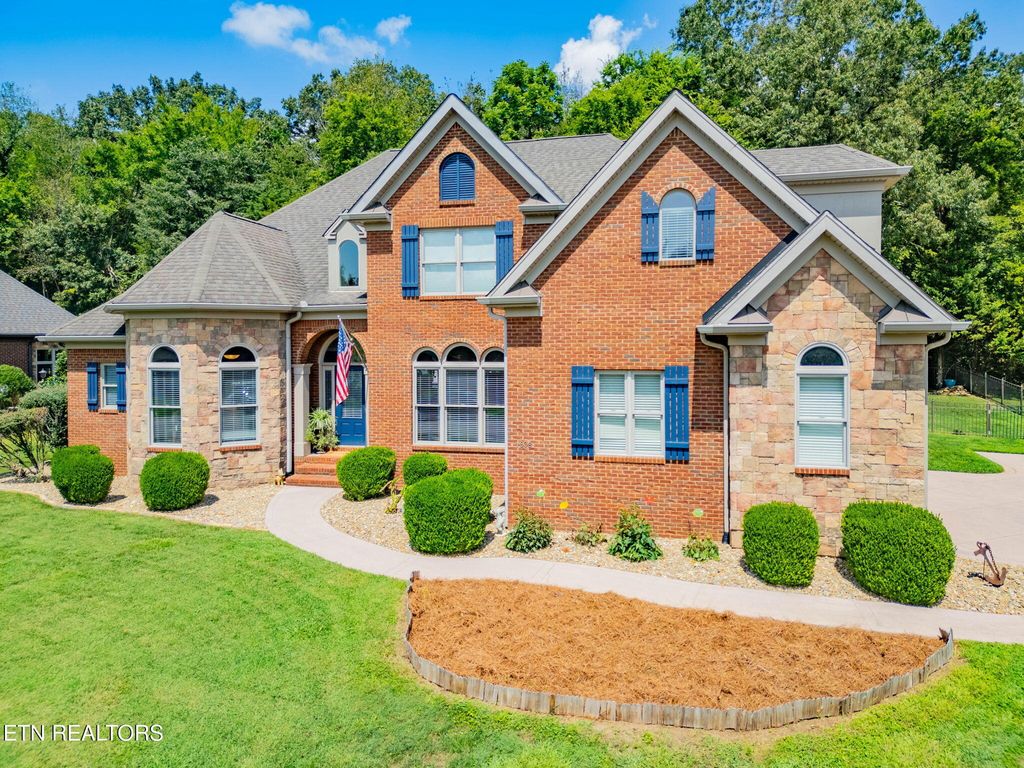 Photo of 1808 Clingman View Drive, Alcoa, TN 37701 (MLS # 1313349)