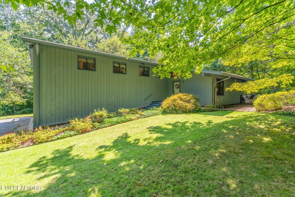 Photo of 12204 E Doncaster Drive, Knoxville, TN 37932 (MLS # 1275317)