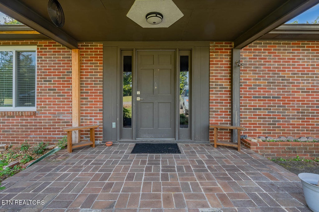 Photo of 11 Ervin St, Athens, TN 37303 (MLS # 1358050)