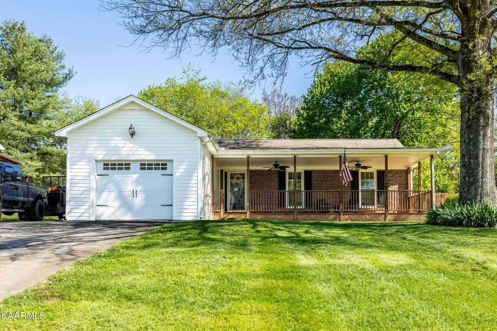 Photo of 4825 Wheeler Rd, Louisville, TN 37777 (MLS # 1223637)
