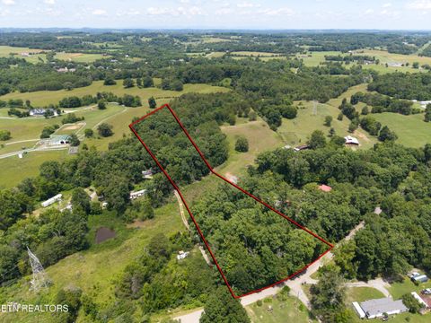 Photo of 1919 Reagan Mill Rd, Maryville, TN 37803 (MLS # 1346047)