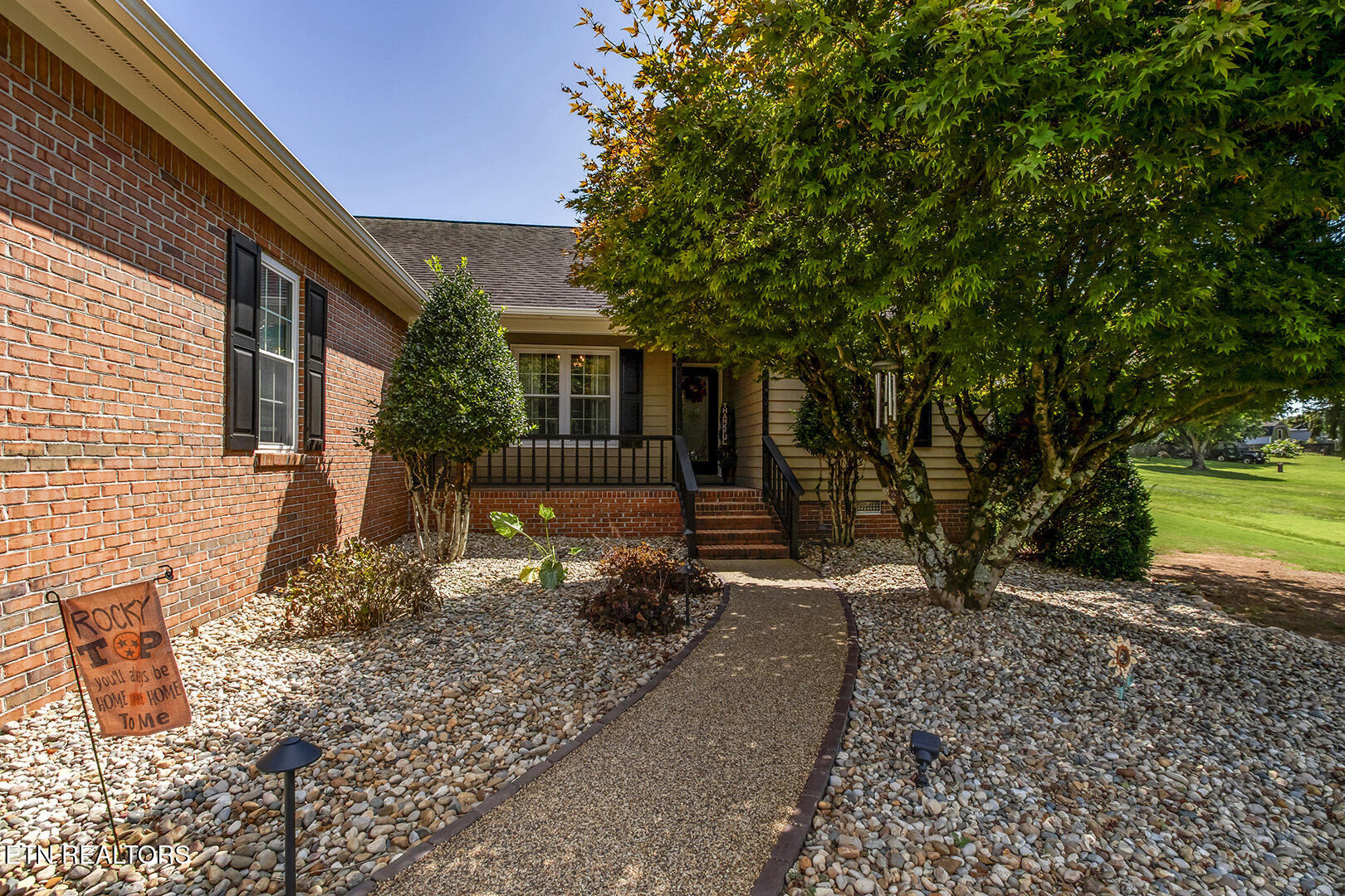 411 Dairy Lane Lane
