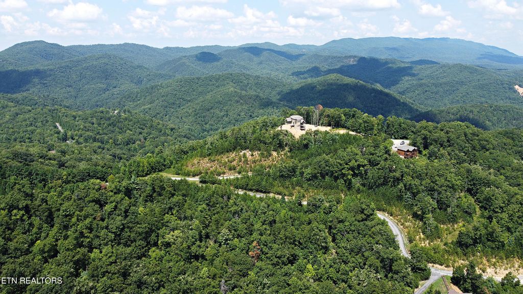 Photo of 0 Flintlock Lane, Sevierville, TN 37862 (MLS # 1312813)