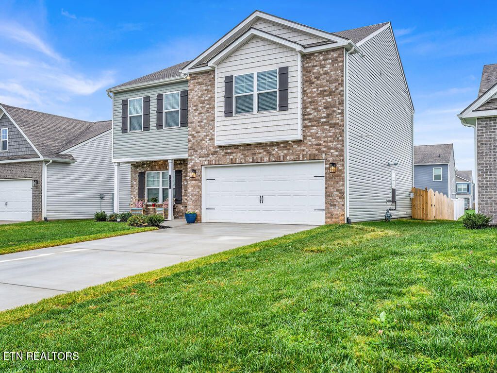 Photo of 1711 Newbury Lane, Maryville, TN 37803 (MLS # 1322797)