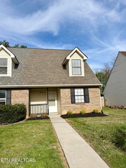 Photo of 2036 Countryhill Lane, Knoxville, TN 37923 (MLS # 1334045)