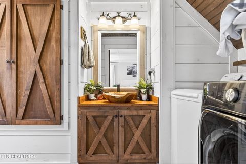 Tiny photo for 91 Lake St, Crossville, TN 38572 (MLS # 1329120)