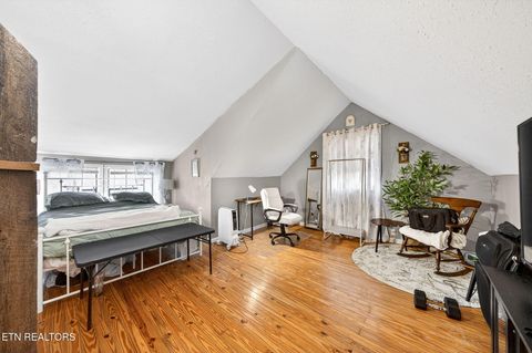 Tiny photo for 91 Lake St, Crossville, TN 38572 (MLS # 1329120)