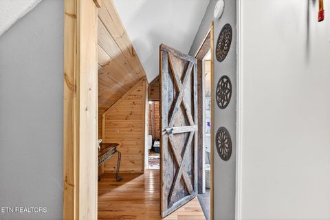 Tiny photo for 91 Lake St, Crossville, TN 38572 (MLS # 1329120)