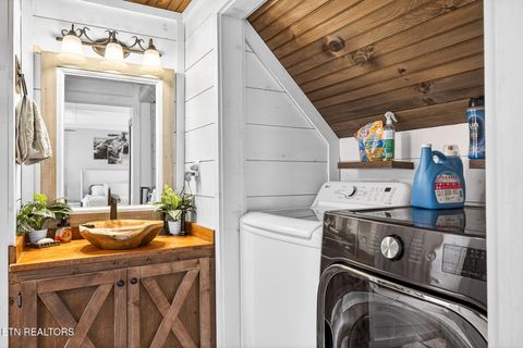 Tiny photo for 91 Lake St, Crossville, TN 38572 (MLS # 1329120)