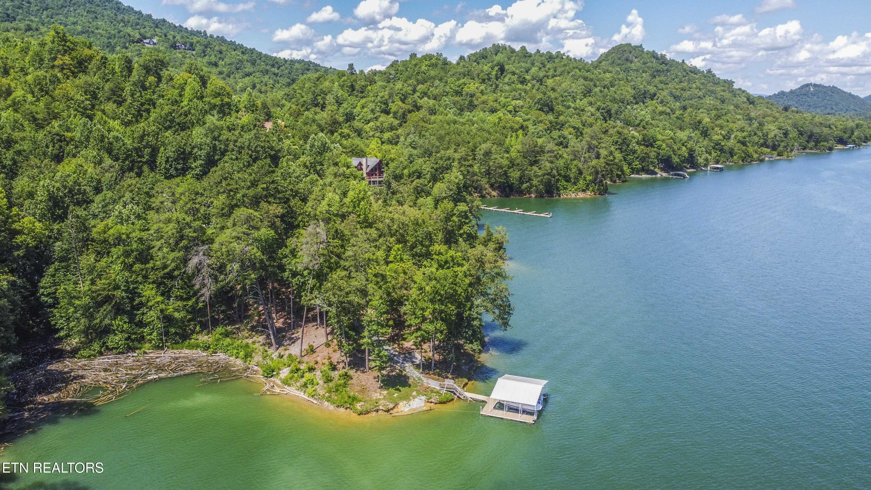 620 Bluff View Rd