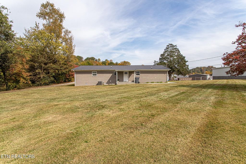 Photo of 9430 Lusk Rd, Strawberry Plains, TN 37871 (MLS # 1244090)