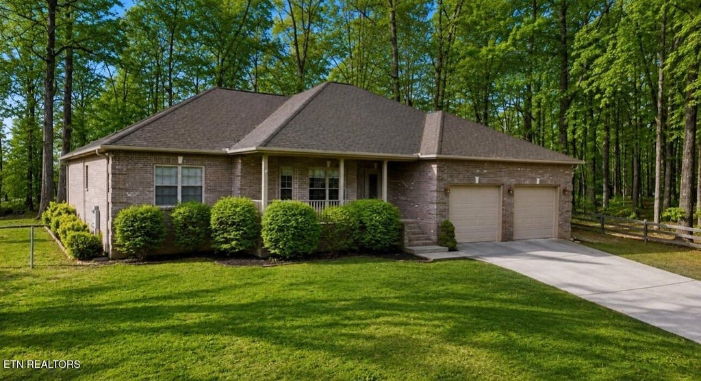 Photo of 2501 Friar Wood Lane, Sevierville, TN 37876 (MLS # 1355132)