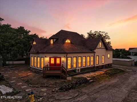 321 High St Maryville TN 37804