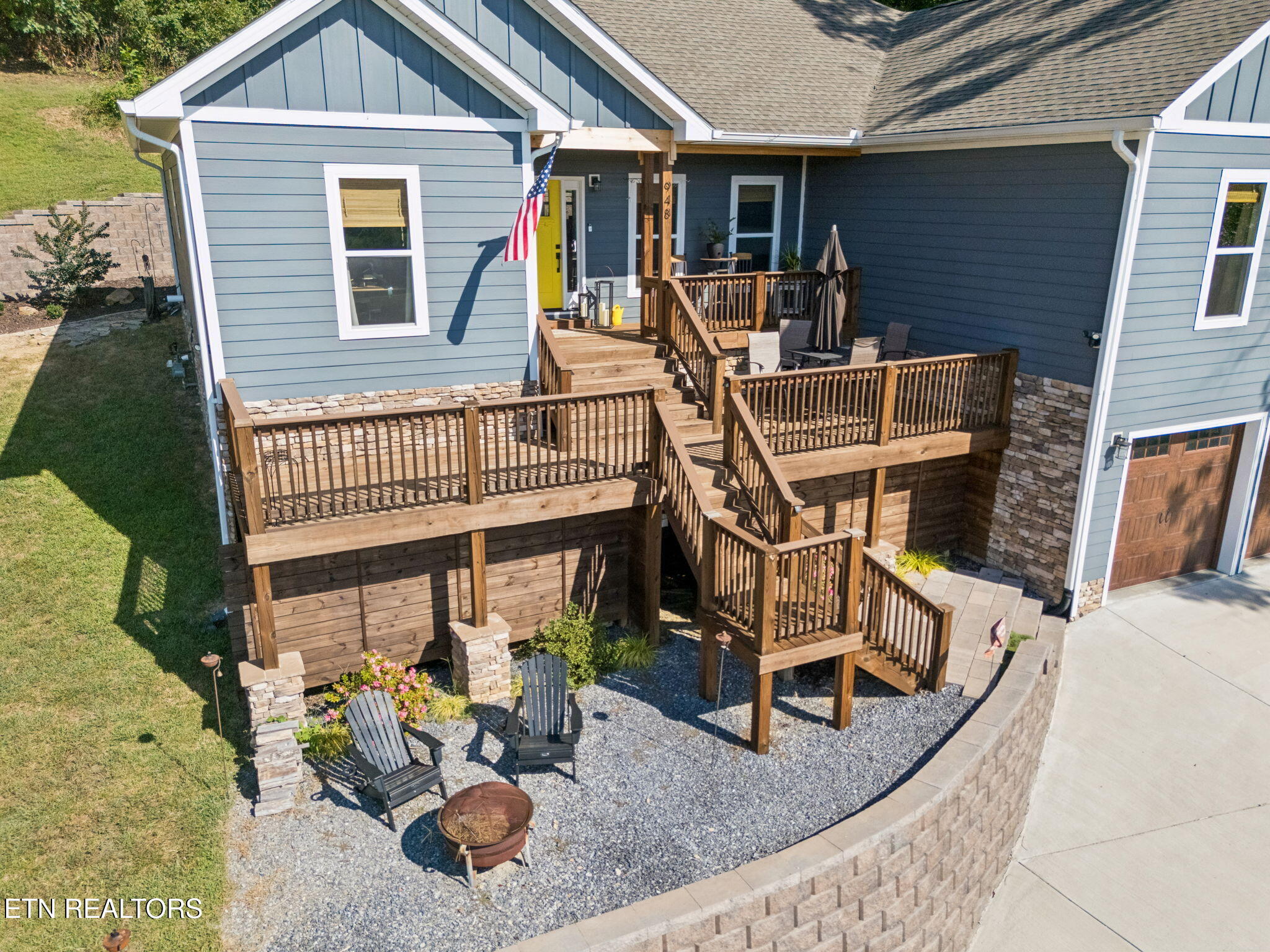 948 Bobbie Jean Lane