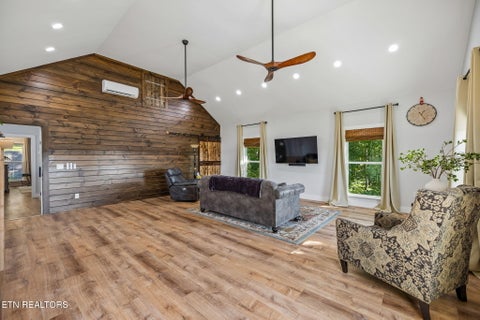 Tiny photo for 948 Bobbie Jean Lane, Seymour, TN 37865 (MLS # 1355398)