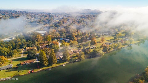Tiny photo for 909 Riverbend Rd, Clinton, TN 37716 (MLS # 1360413)