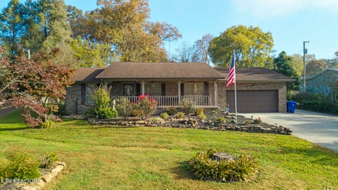 Photo of 909 Riverbend Rd, Clinton, TN 37716 (MLS # 1360413)