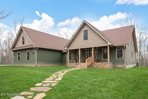 Photo of 611 Dripping Springs Rd, Monterey, TN 38574 (MLS # 1324796)