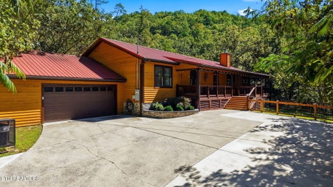 Tiny photo for 2029 Windy Lane, Sevierville, TN 37876 (MLS # 1357337)