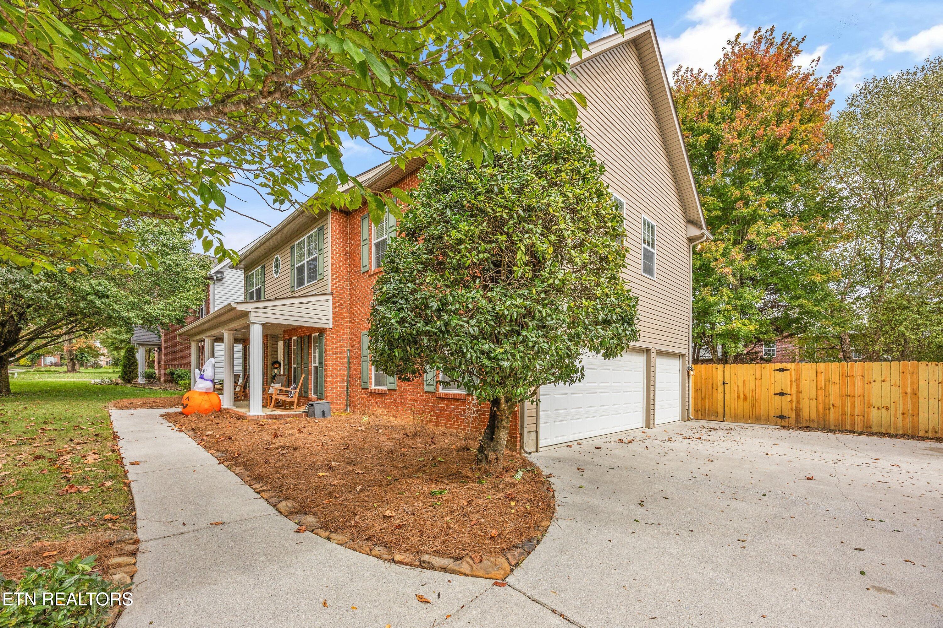 867 Baylor Circle