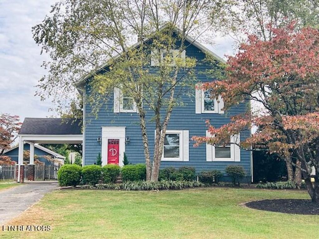 Photo of 1706 Old Niles Ferry Rd, Maryville, TN 37803 (MLS # 1324094)