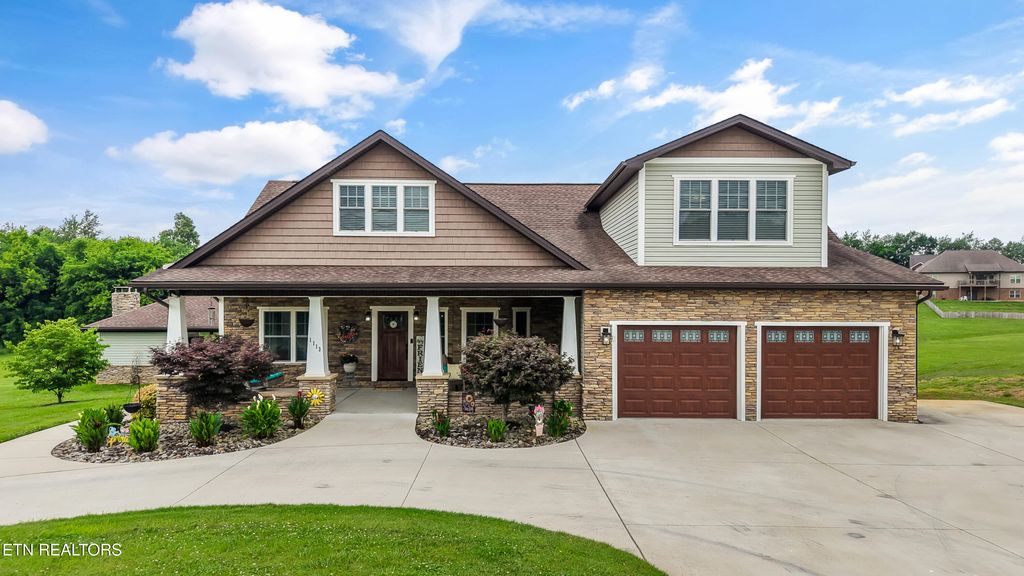 Photo of 1113 Walker Rd, Maryville, TN 37801 (MLS # 1349179)