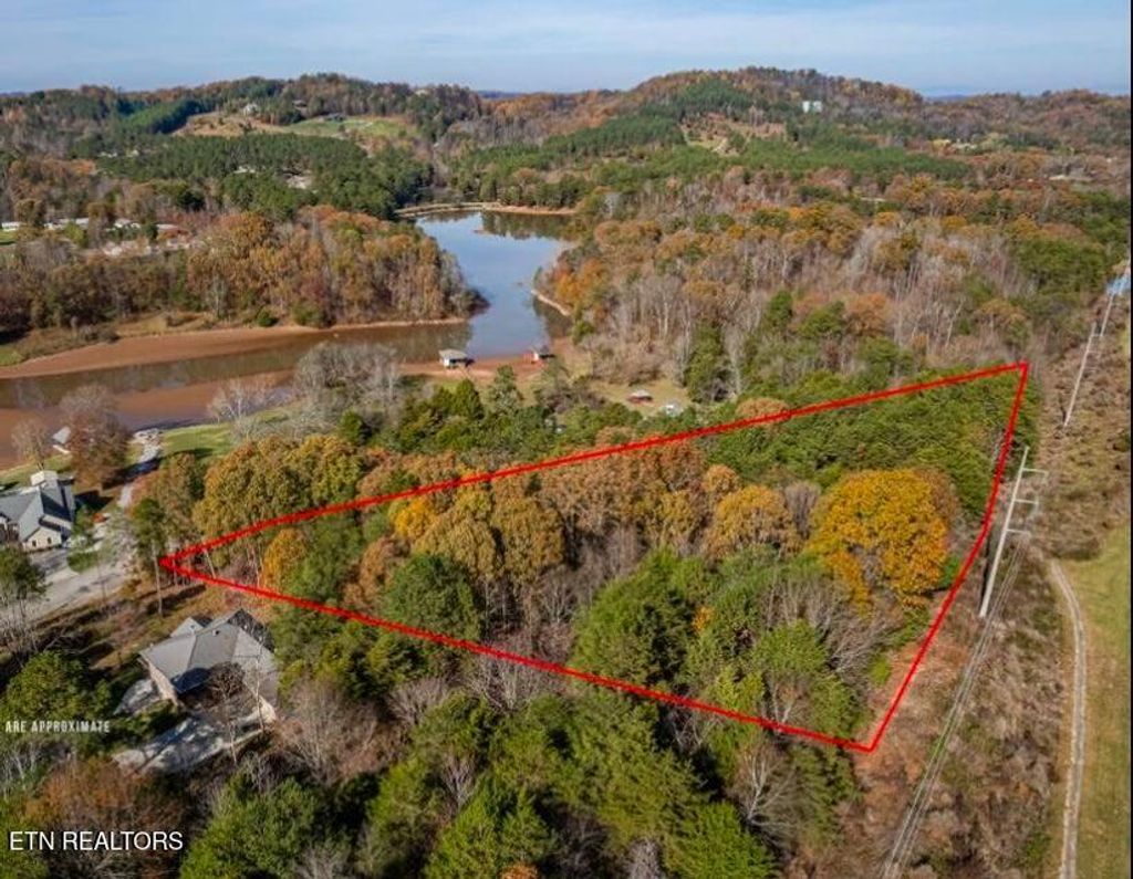 Photo of 00 Bat Creek Shores Lane, Vonore, TN 37885 (MLS # 1262786)