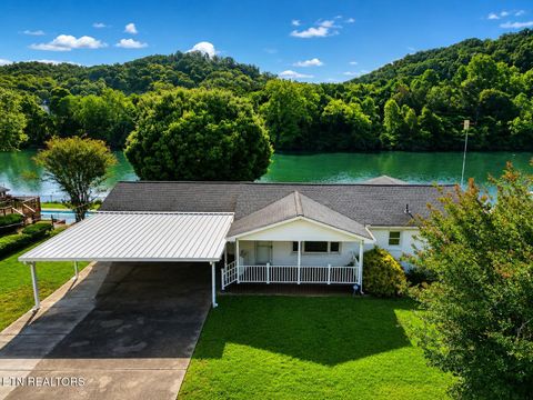 Tiny photo for 408 Riverside Drive, Clinton, TN 37716 (MLS # 1342078)