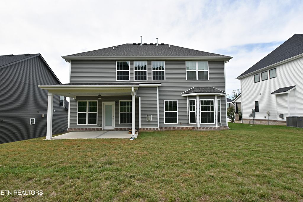 Photo of 9634 Snowy Cliff Lane, Knoxville, TN 37922 (MLS # 1313964)