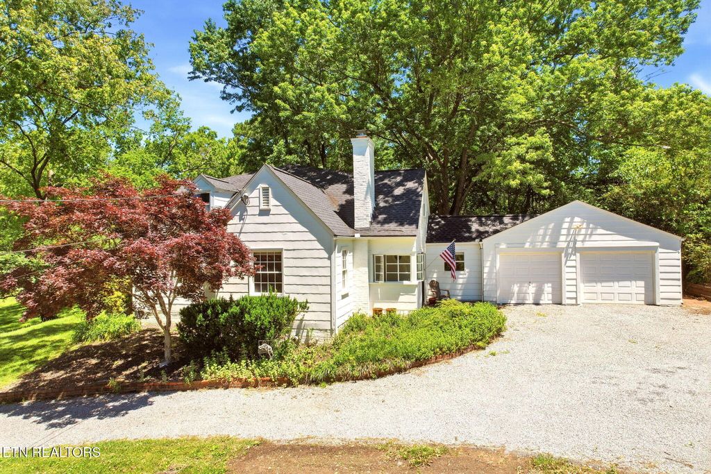 Photo of 5220 Haynes Sterchi Rd, Knoxville, TN 37912 (MLS # 1340756)
