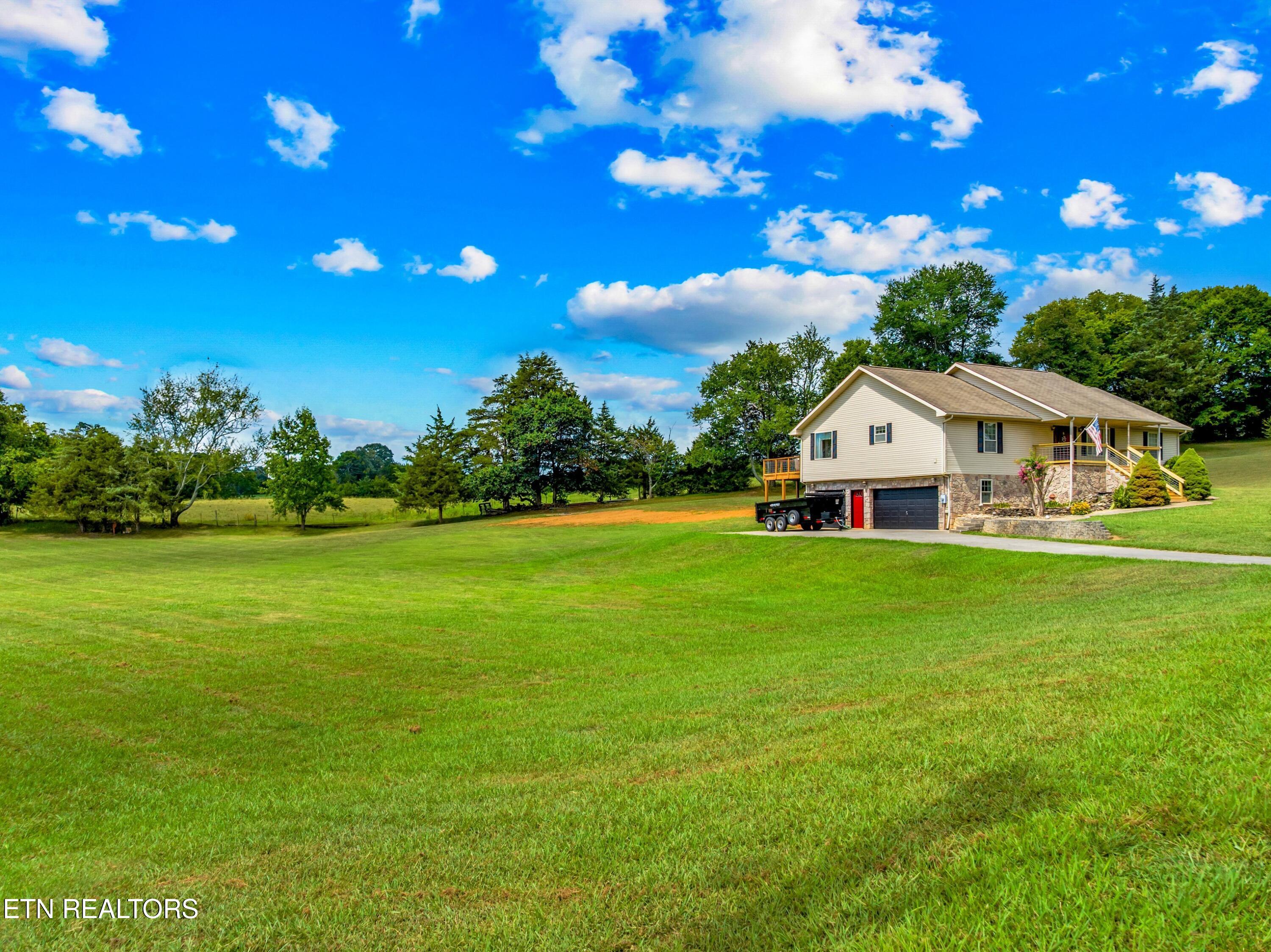 869 Chestnut Grove Circle