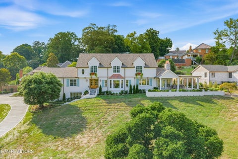 Photo of 3403 Lake View Drive, Knoxville, TN 37919 (MLS # 1344492)
