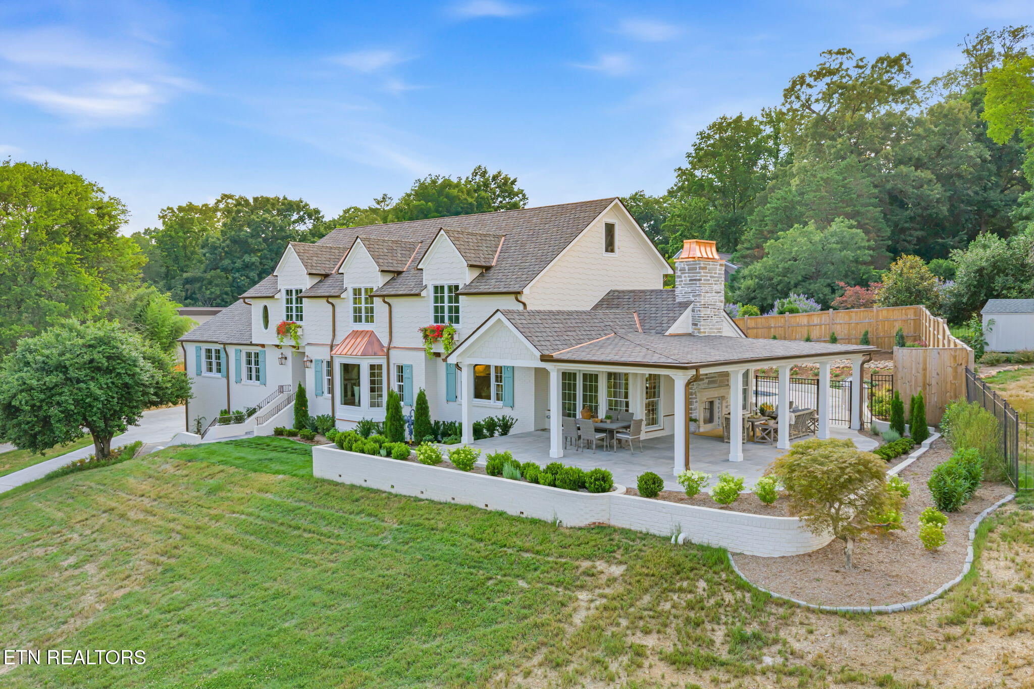 3403 Lake View Drive