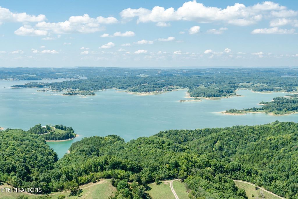 Photo of 3530 Needles Way, Sevierville, TN 37876 (MLS # 1313866)