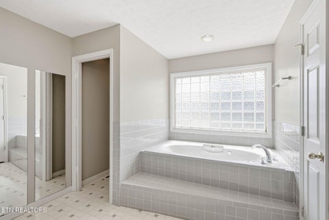 Tiny photo for 1010 Brushy Valley Rd, Heiskell, TN 37754 (MLS # 1355828)
