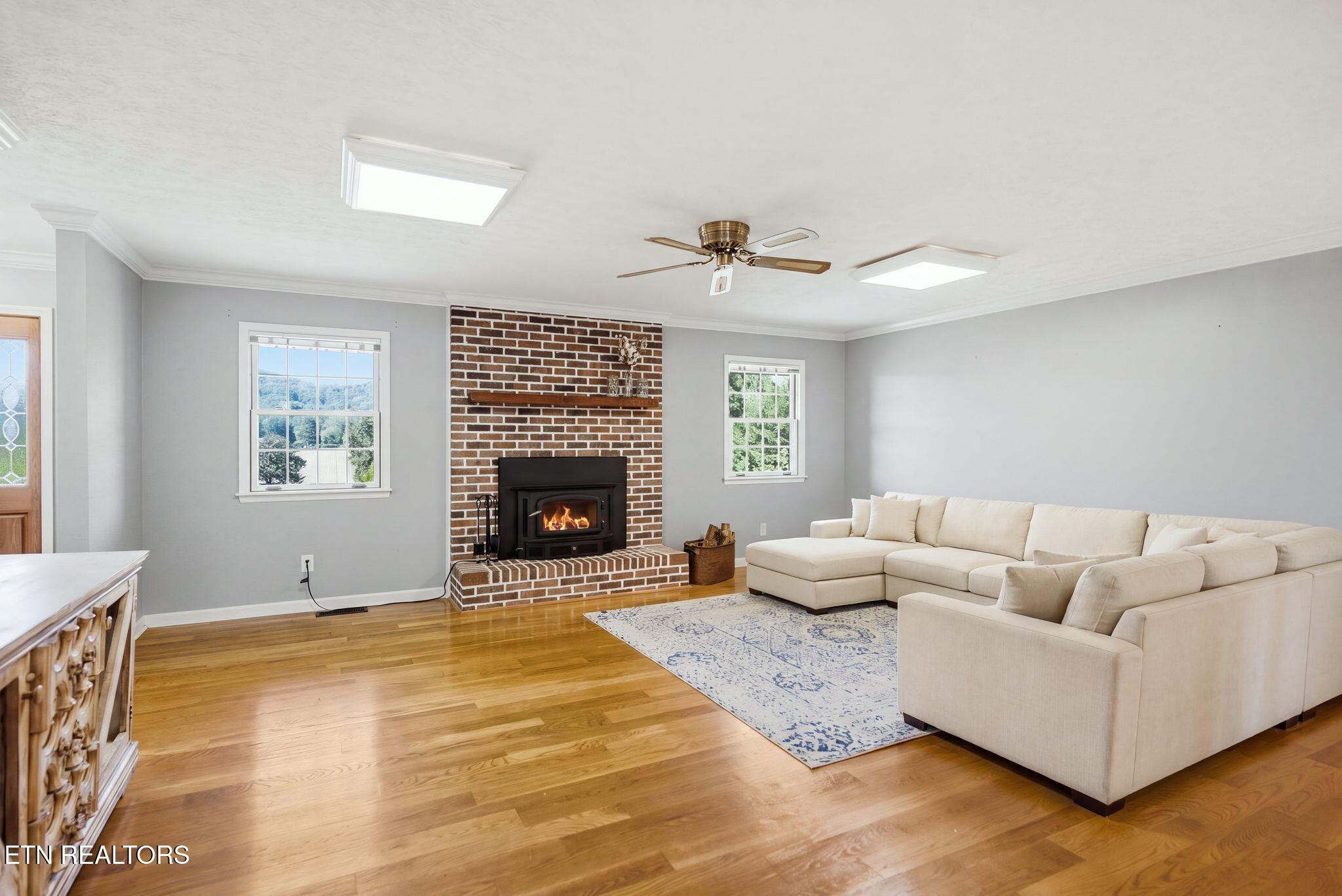 1010 Brushy Valley Rd
