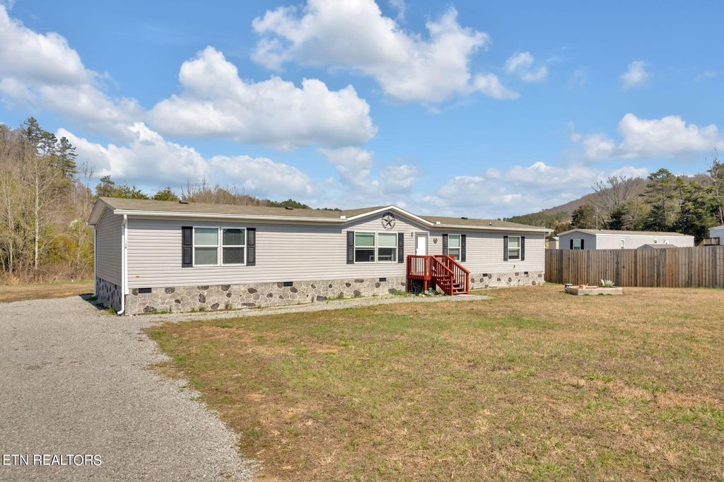Photo of 106 Buckskin Lane, Maynardville, TN 37807 (MLS # 1255159)