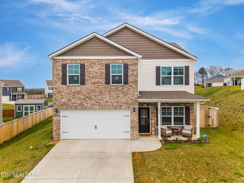 Photo of 308 Heritage Crossing Drive, Maryville, TN 37804 (MLS # 1332755)