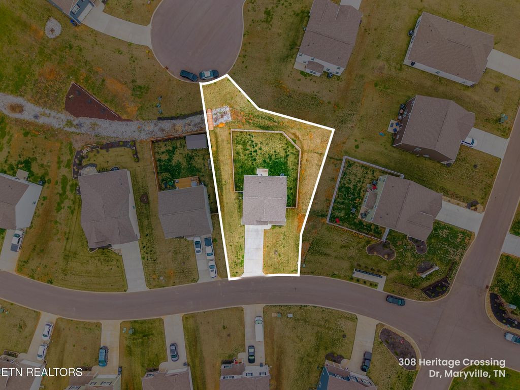 Photo of 308 Heritage Crossing Drive, Maryville, TN 37804 (MLS # 1332755)