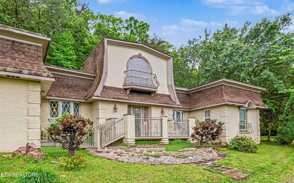 Photo of 130 Old Knoxville Hwy, Oliver Springs, TN 37840 (MLS # 1342558)
