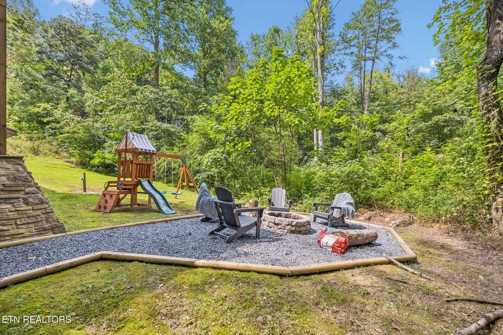 Photo of 1615 Bear Valley Rd, Sevierville, TN 37876 (MLS # 1351548)