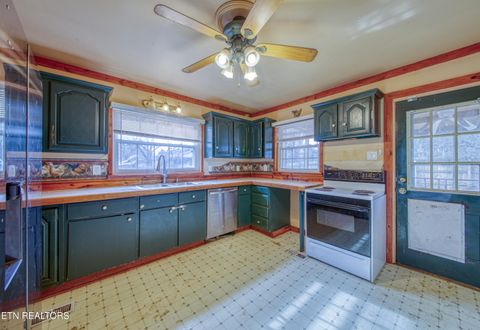 Tiny photo for 2205 Madison Rd, Knoxville, TN 37912 (MLS # 1328125)