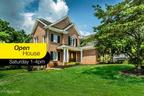 Photo of 831 Garrison Ridge Blvd, Knoxville, TN 37922 (MLS # 1346450)