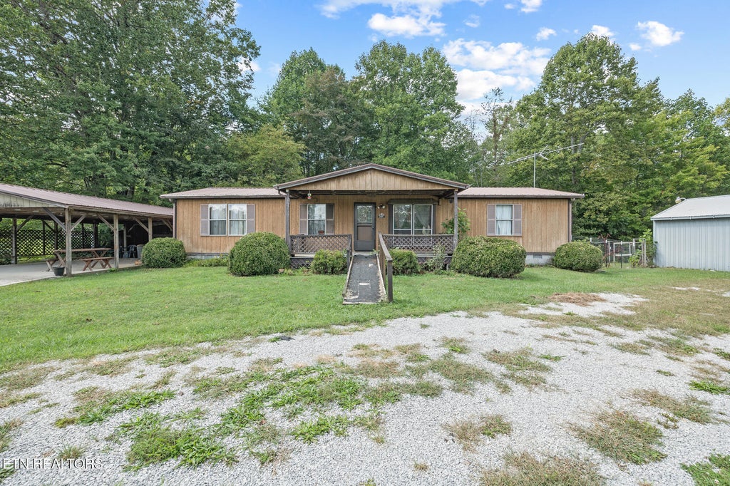 Photo of 1345 Midway Rd, Crossville, TN 38572 (MLS # 1343408)