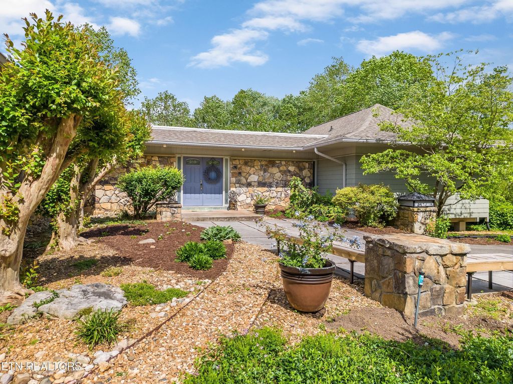 Photo of 615 Springhill Drive, Cleveland, TN 37312 (MLS # 1336439)