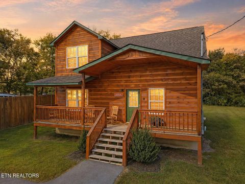 Photo of 216 Caton Rd, Sevierville, TN 37862 (MLS # 1338991)