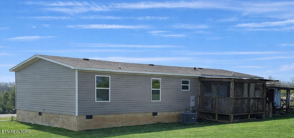 Photo of 226 Hill Loop, Madisonville, TN 37354 (MLS # 1326972)